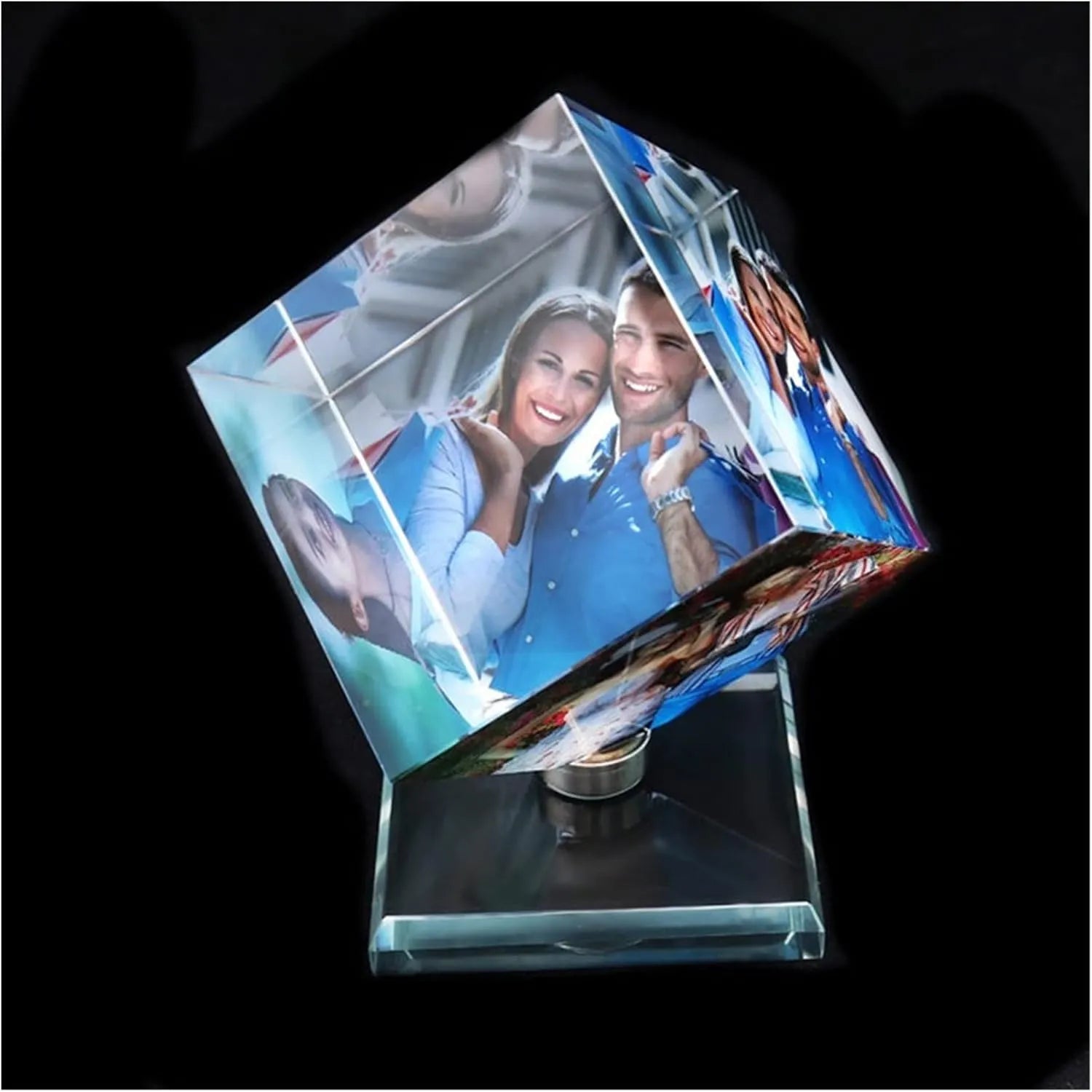 Custom Photo Crystal Cube – Capture Love in 3D